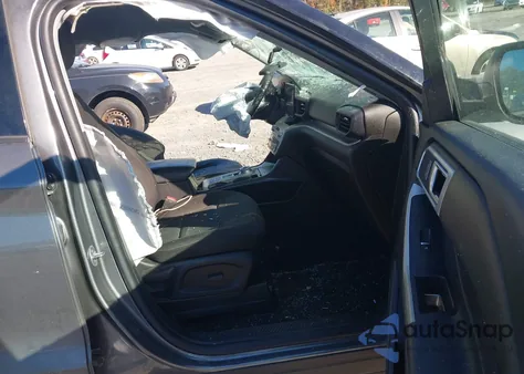 2022 Ford Explorer Xlt from USA, damaged, VIN 1FMSK7DH8NGC32822